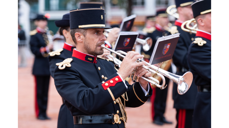 Tenue de tradition de la musique de l’artillerie - ©Laetitia LAFOND