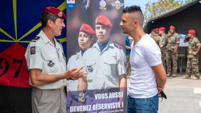 Recrutement pour la compagnie Bourbon, lors de la journée nationale des réservistes