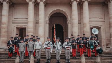 Le 503eRT aux Invalides le 26 mars à la création de la brigade logistique 