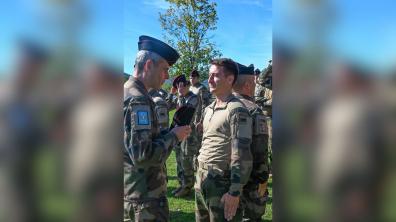 Présentation par le GBR Marchand de l'école d'artillerie de Draguignan