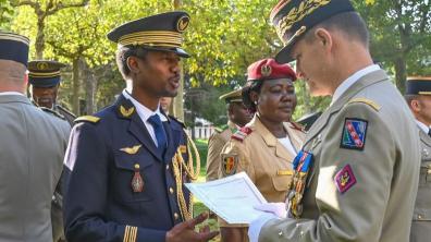 Visite du général Gout à l'EMD