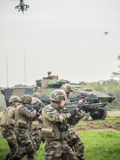 Sous-officiers en formation à la DFSO